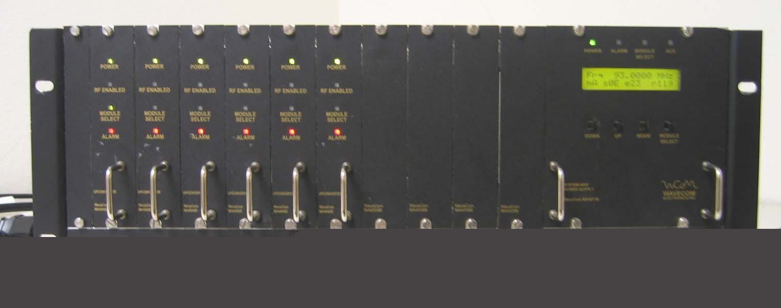 Wavecom system 4000 rackmount shelf w/ 6 x MA4040D