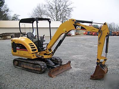 2006 caterpillar 302.5C cat excavator - loader backhoe 