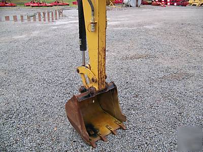 2006 caterpillar 302.5C cat excavator - loader backhoe 