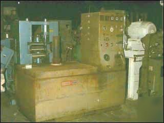 30 ton phi hydraulic press, 34
