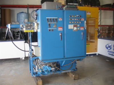 Rocheleau blow molding molder machine model r-4