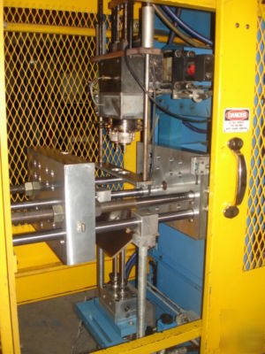 Rocheleau blow molding molder machine model r-4