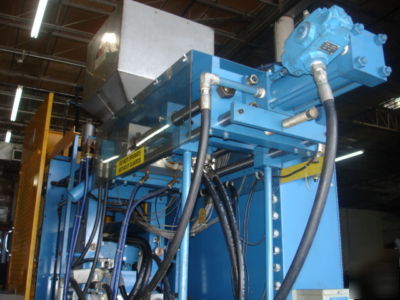 Rocheleau blow molding molder machine model r-4