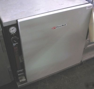 Metro flavor hold half size warming heated cabinet