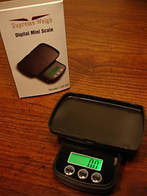 New mini digital scale electrical test equiptment-black