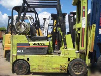 Hyster or clark or komatsu or white or yale fork lift