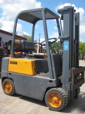 Hyster or clark or komatsu or white or yale fork lift