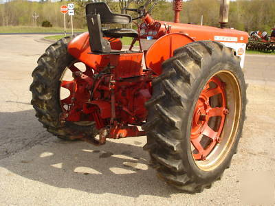 1958 farmall 560 tractor