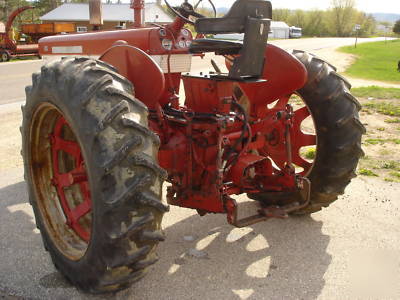 1958 farmall 560 tractor