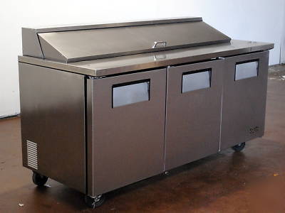 True tssu-72-18 salad/sandwich refrigerated prep table 