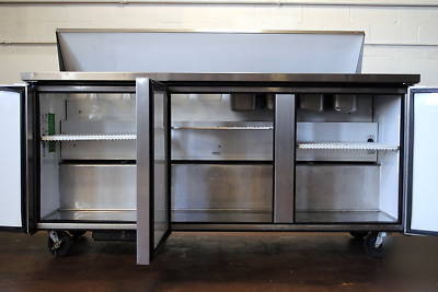 True tssu-72-18 salad/sandwich refrigerated prep table 