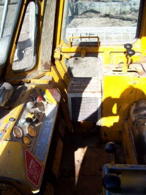 Caterpillar 941 b track loader