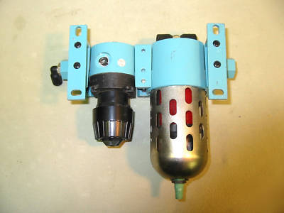 Regulator / filter combination, wilkerson, 1/4 ports