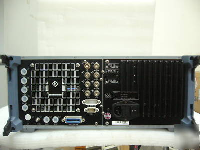 Rohde & schwarz SMP02 microwave signal generator