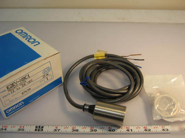 New omron proximity sensor E2EY-X8C1