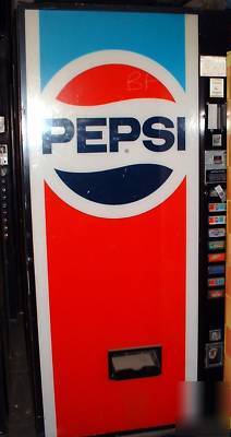 Pepsi soda water can vending machine dixie 600