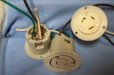 Liviton nema L5-30 /2 conn 20A 125/250V/ lot of 3/ used