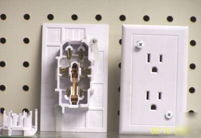 New 866 receptacle white self contained mobilehome plug