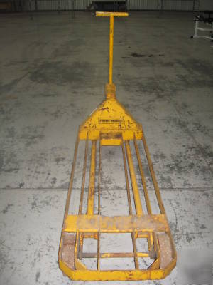 Prime mover shop cart hydraulic lift lawn tractors stuf