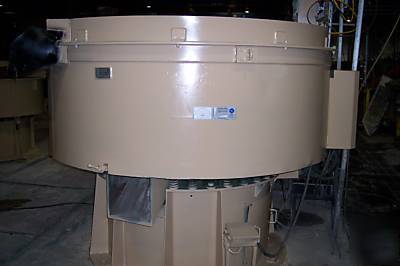 Sweco fmd-24LR cubic foot vibratory mill.