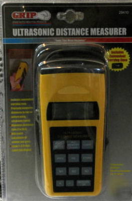 Ultrasonic distance measurer - includes carry case 