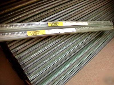 100 pieces motorola dual preamp MC1303L ic quanity nos