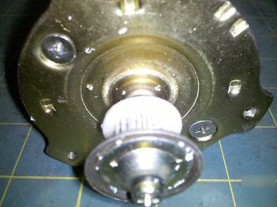 3D10 motor rd-zd-25 110VDC 50W from toastmaster bread