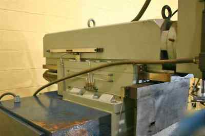 N/c systems model #VM750 3AXIS cnc mill