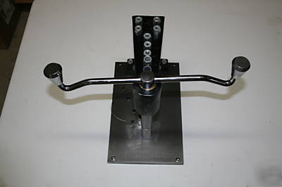New e z hand tapper brand tap #8 to 3/4
