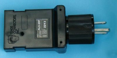 Rosco,adapters,edison / straight blade to stage pin