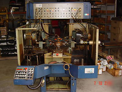 Wirth et gruffat rotary and transfer machine 8 station