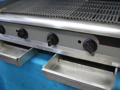 Apw wyott radiant grill gas 48