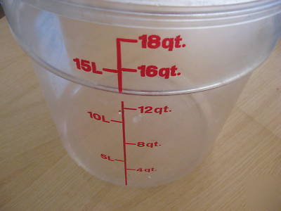 Cambro 18QT clear round food storage container w/lid