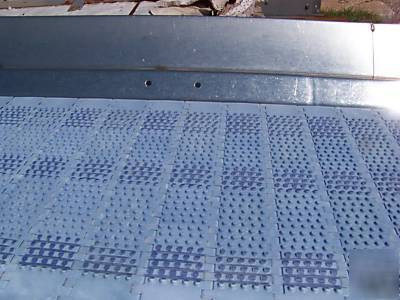 Triple row vegetable processing conveyor e-quip 129-800