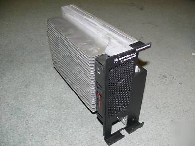 New motorola quantar 900 mhz 100W power amplifier 