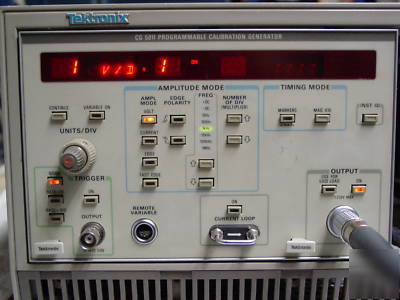 Tektronix CG5011 programmable calibrarion generator