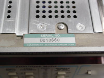 Tektronix CG5011 programmable calibrarion generator