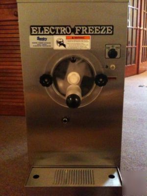 Electro freeze frozen cocktail machine