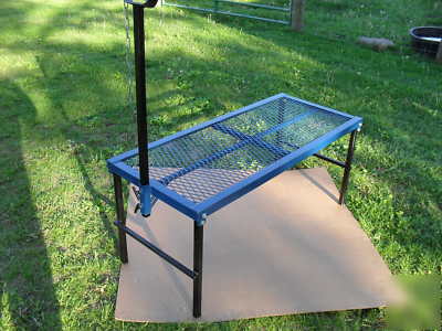 Fold up goat sheep fitting milking hoof trimming stand
