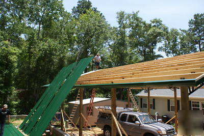 Pole barn w metal roofing, steel truss best deal 