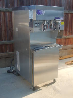 Stoelting U431-309 ice cream yogurt smoothie machine