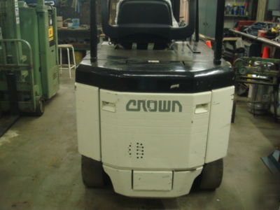 2001 crown 60-e electric forklift with sideshift