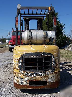 Caterpillar 6000 lb cushion tire forklift 2002