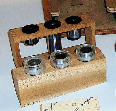 Monolux vintage microscope in wood box w/many extras 