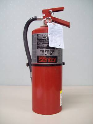 Ansul sentry sy-1014 10LB dry chem fire extinguisher