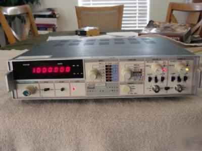 Fluke 1953A 125 mhz counter/timer w/options 15 & 16 