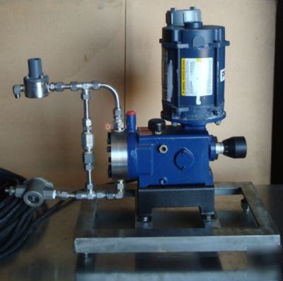 Metering pump, eva durameter-ex w/platform & cord: used