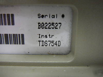 Tektronix TDS754D with options 13/1F/2M/2F *calibrated*