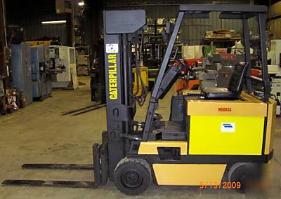 Caterpillar 5,000# quad mast (240