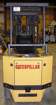 Caterpillar 5,000# quad mast (240